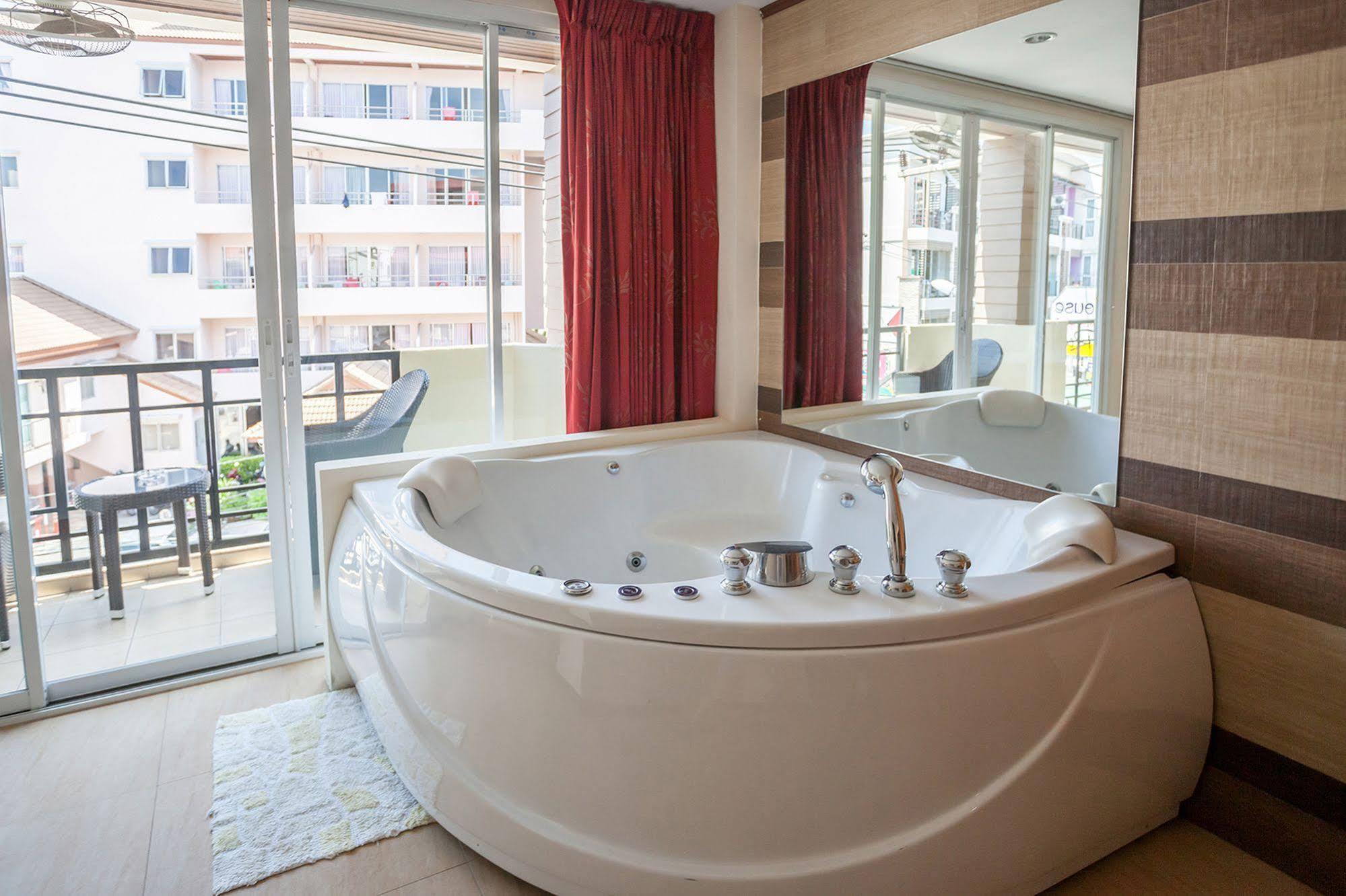 Steak And Co. Boutique Hotel Pattaja Kültér fotó